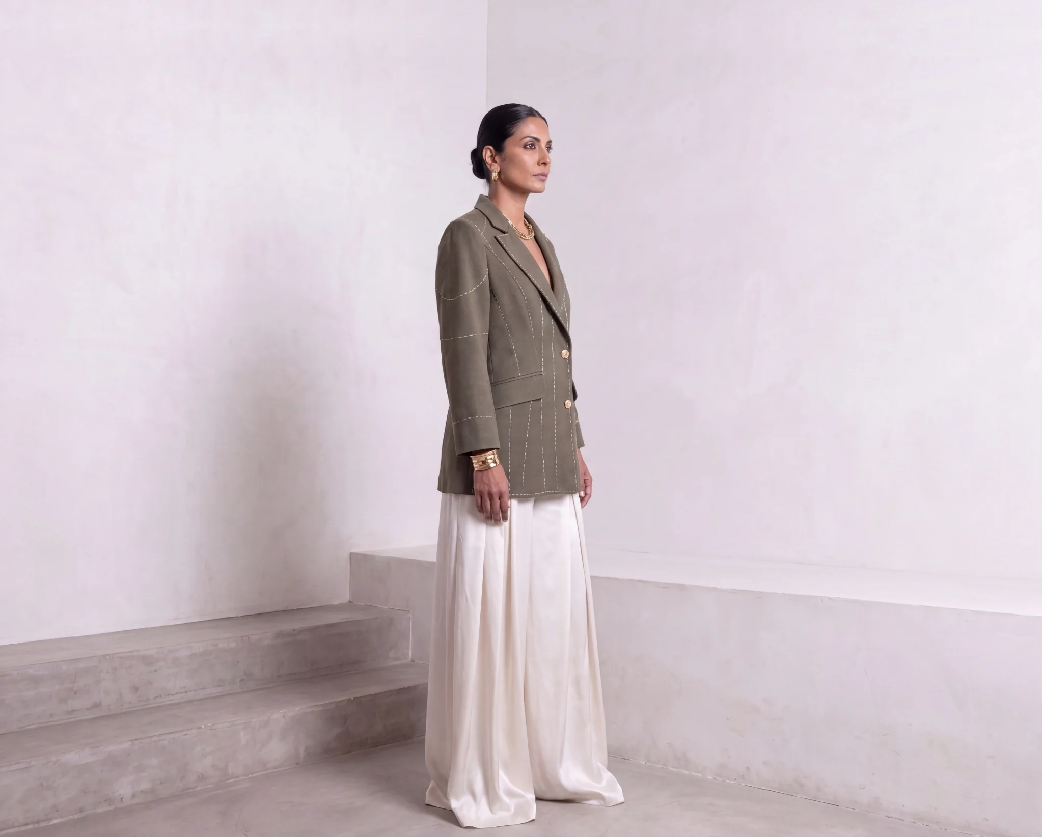 Debrief Signature blazer in olive green with contrast stitch detailing
